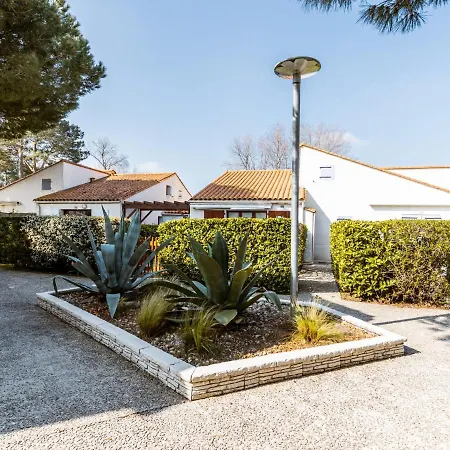 Les Charmilles-6 By Interhome * La Palmyre