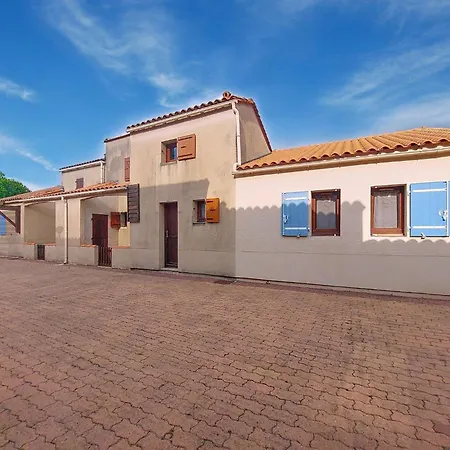 Les Charmilles-6 By Interhome